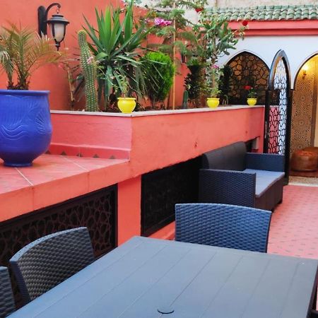 Appartements Nia Confort, Plein Centre Ville, Avec Terrasse Fez Exterior foto