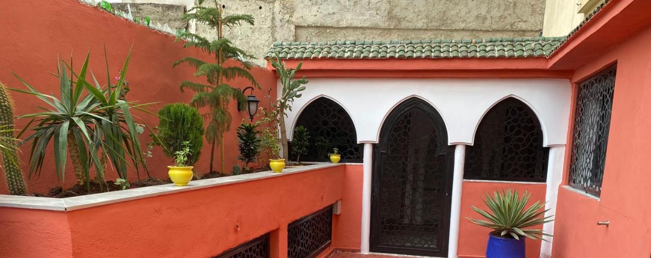 Appartements Nia Confort, Plein Centre Ville, Avec Terrasse Fez Exterior foto