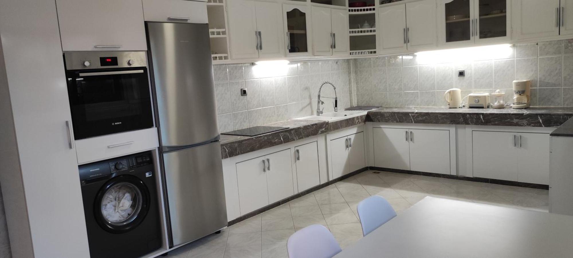 Appartements Nia Confort, Plein Centre Ville, Avec Terrasse Fez Exterior foto